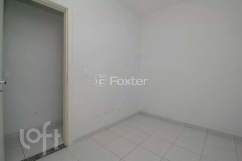 Image 8 - 960902