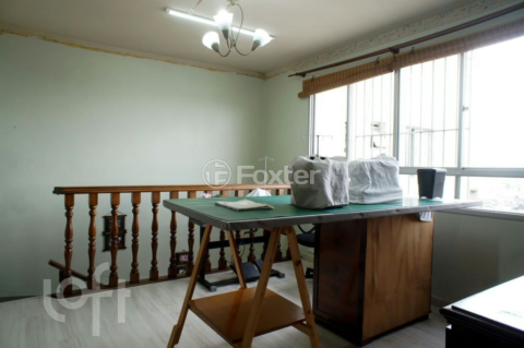 Image 4 - 960911