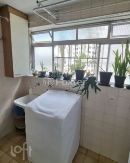 Image 14 - 960921