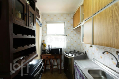 Image 4 - 961004