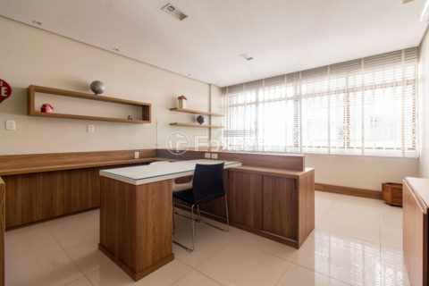 Image 22 - 961091