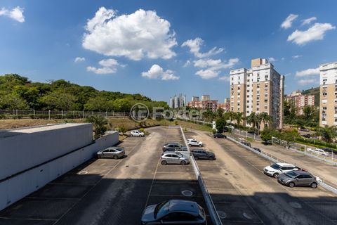 Image 4 - 961096