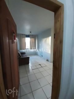 Image 7 - 961235