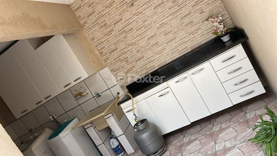 Image 9 - 961236