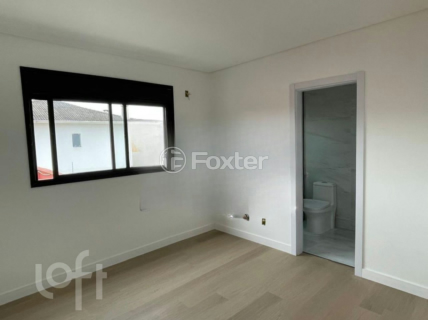 Image 32 - 961615