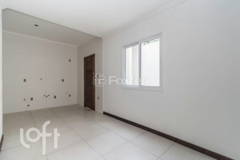 Image 35 - 961700
