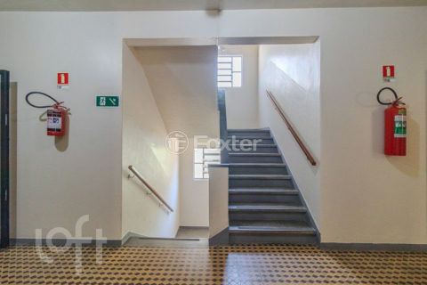 Image 20 - 961729