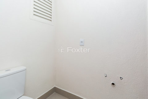 Image 19 - 961758