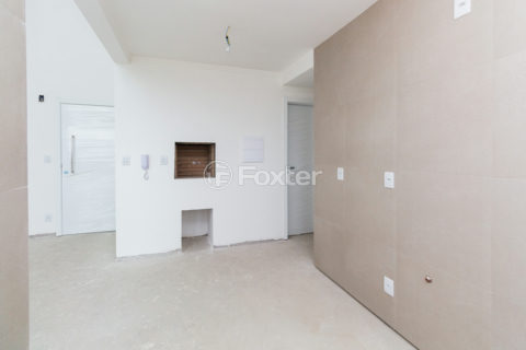Image 24 - 961758