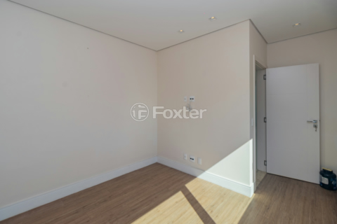 Image 35 - 961824
