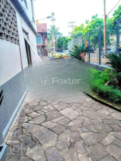 Image 22 - 961887