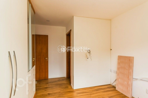 Image 37 - 961962