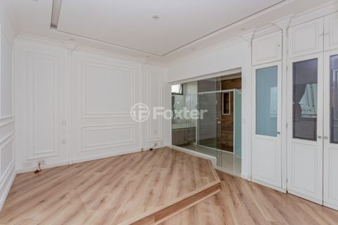 Image 37 - 962004