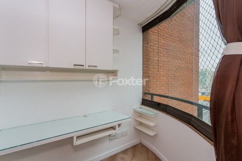 Image 34 - 962004
