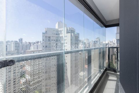 Image 17 - 962294