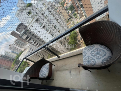 Image 3 - 962345