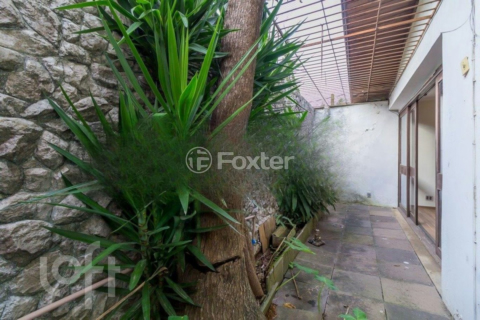 Image 4 - 962608