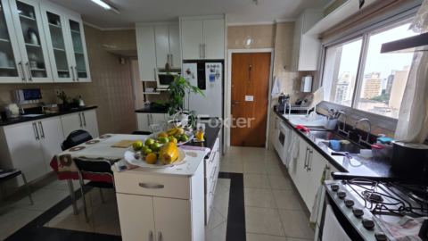 Image 7 - 962621