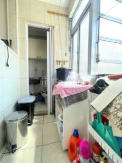 Image 4 - 962687