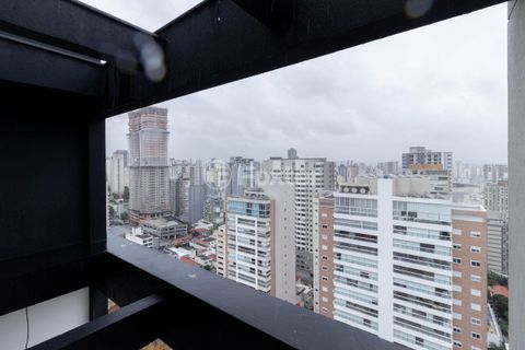 Image 32 - 962782