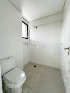 Image 4 - 962786