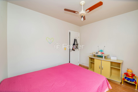 Image 12 - 962799