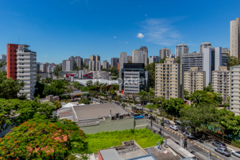 Image 3 - 962886