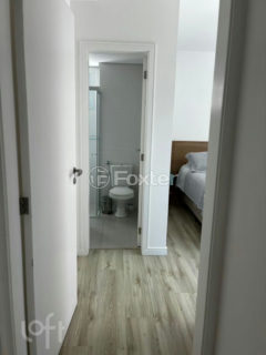 Image 24 - 964666