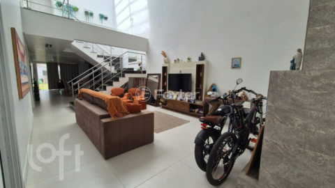 Image 4 - 964797