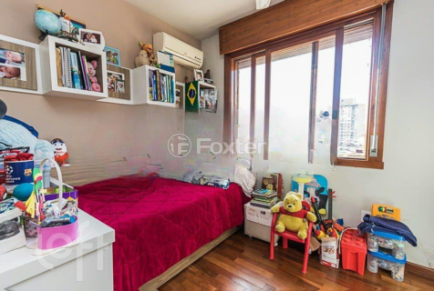 Image 7 - 964800