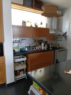 Image 4 - 964814