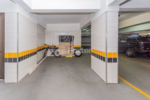 Image 76 - 965048