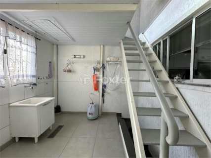 Image 11 - 965126