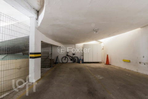 Image 35 - 965518