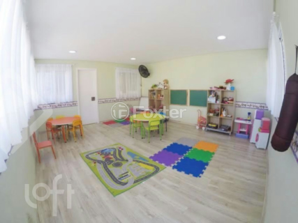 Image 35 - 965593