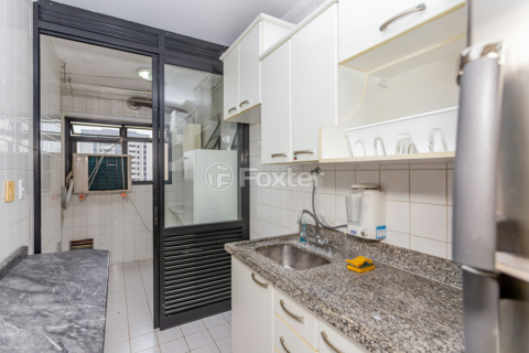 Image 33 - 965886