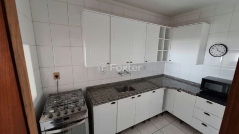 Image 33 - 965957