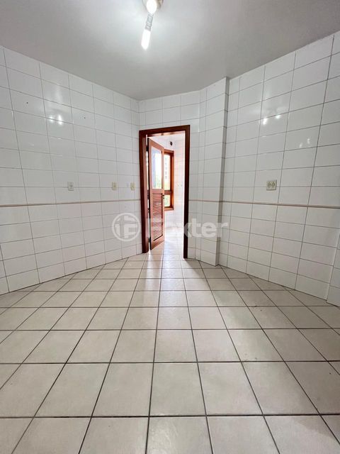 Image 6 - 966469