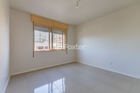 Image 7 - 966785