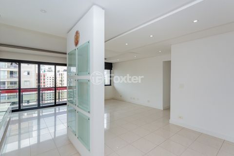 Image 1 - 966812