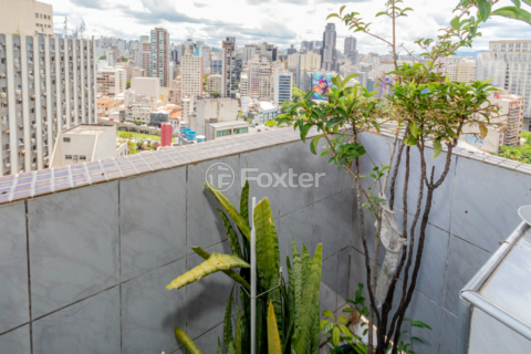 Image 10 - 966859