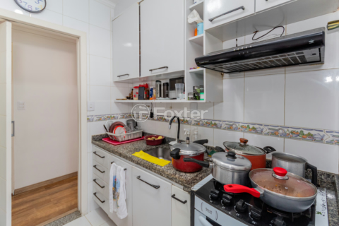Image 32 - 966860