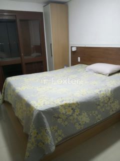 Image 6 - 966952