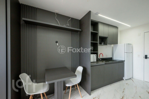 Image 4 - 966957