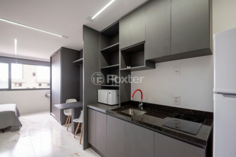 Image 5 - 966957