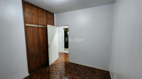 Image 33 - 966979
