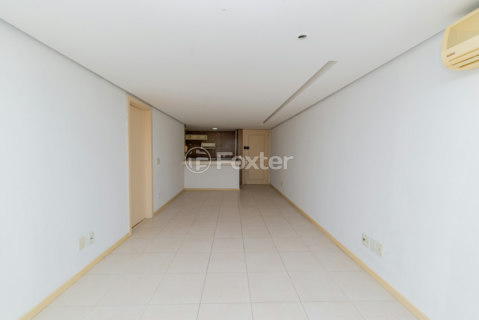 Image 5 - 967067