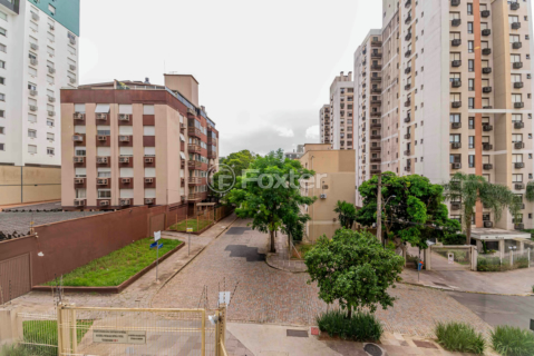 Image 6 - 967185