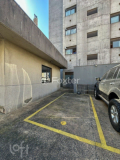 Image 36 - 967300