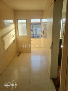 Image 7 - 967350